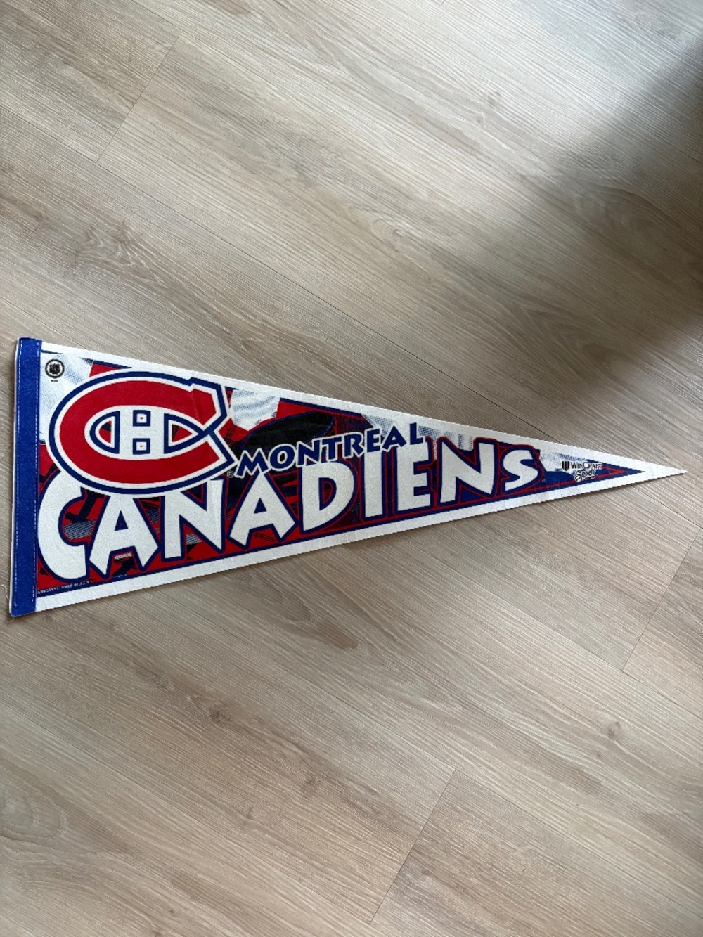 Vintage authentic NHL pennant - canadiens